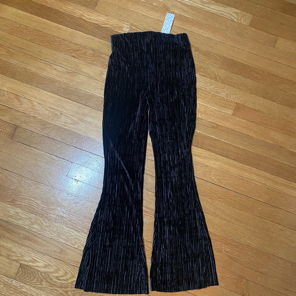 never worn tags still on urban outfitters pants